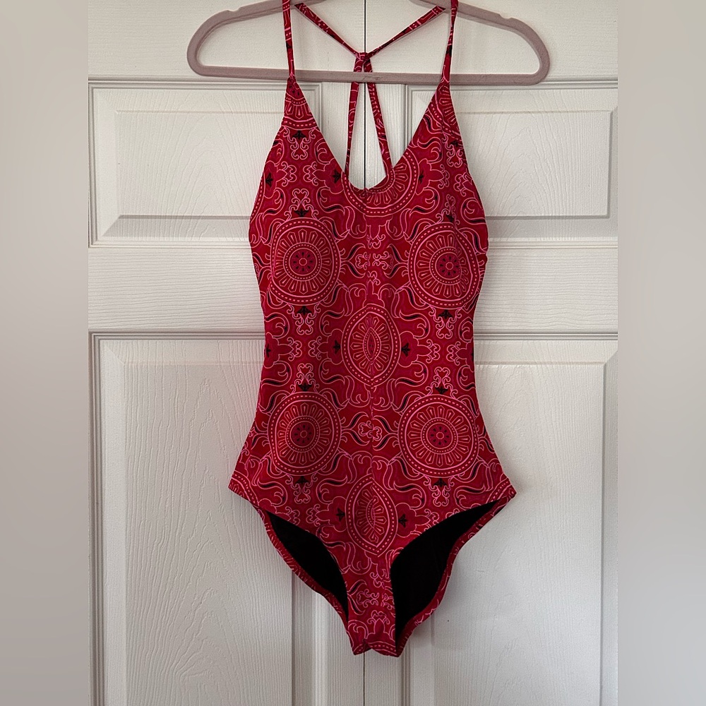 Like New Venus Swim Pink one piece mandala-like design with detail back